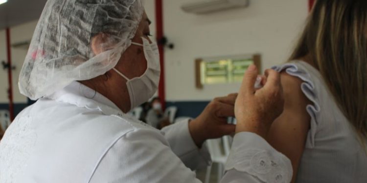 São João Batista terá horário estendido de vacinação contra Covid-19 neste sábado (21)
