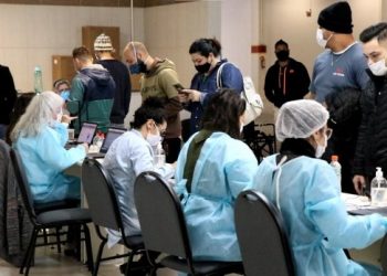 Estado chega a 70% da população adulta vacinada com primeira dose