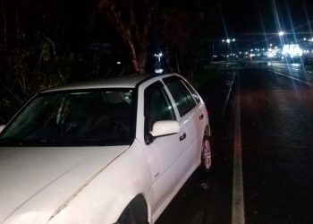 Homem fica ferido após ser atropelado por dois carros em rodovia