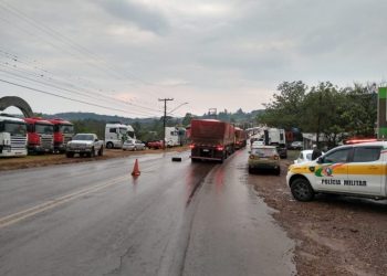 Justiça determina fim dos bloqueios de caminhoneiros em trechos de SC