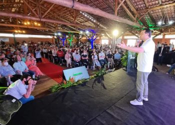 Em Canelinha, Governador anuncia mais de R$ 12 milhões em investimentos