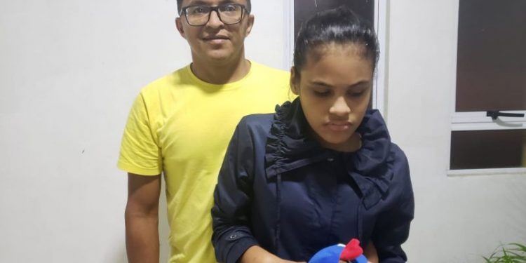 Maria precisa de cirurgia na coluna que custa R$ 80 mil