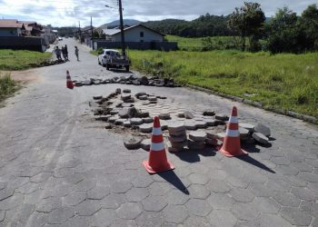 Secretaria de Infraestrutura de SJB inicia mutirão de recuperação de calçamentos