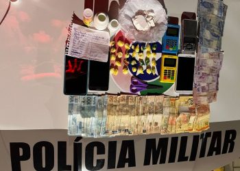 Polícia Militar prende casal em São João Batista, suspeito de tráfico de drogas