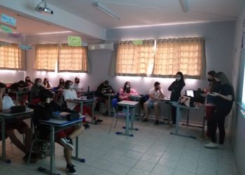 Nova Trento tem roda de conversas em escola