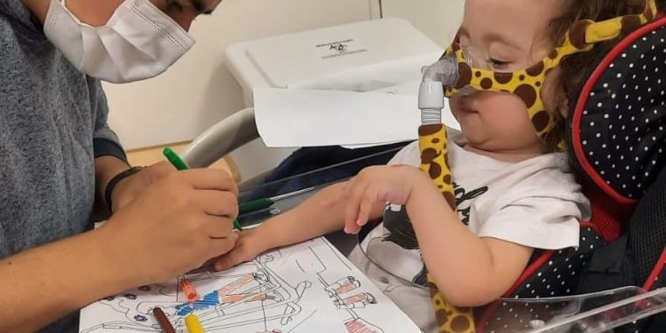 Laurinha melhora e ganha alta do hospital