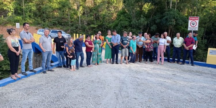 Ponte do Rio Teófilo é inaugurada