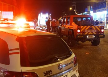 Três pessoas ficam feridas em acidente na SC-410, em Canelinha