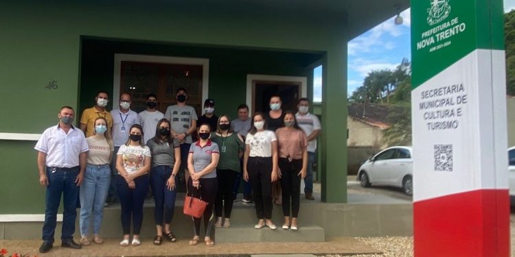 Grupo se reúne para tratar do 1º Festival Gastronômico de Nova Trento
