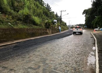 Prefeitura de Canelinha inicia asfaltamento de diversas ruas
