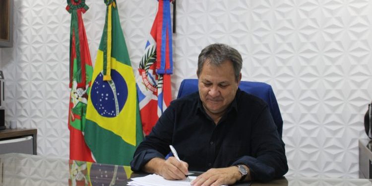 Pedroca diz que Gustavo Grimm terá que provar pedido de propina