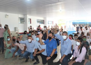 Ordens de serviço para mais R$ 4,3 milhões em infraestrutura educacional são assinadas em SJB