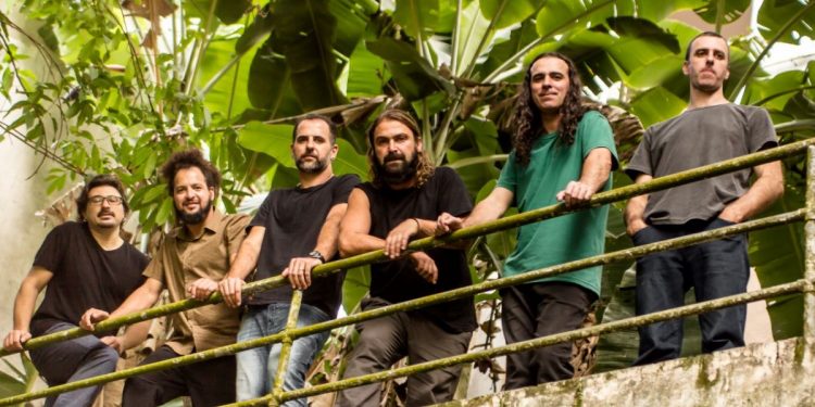 Uniclãs lança Passos Firmes, terceiro álbum da discografia da banda