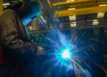 Reajuste de 10,5% do salário mínimo regional é lei em Santa Catarina