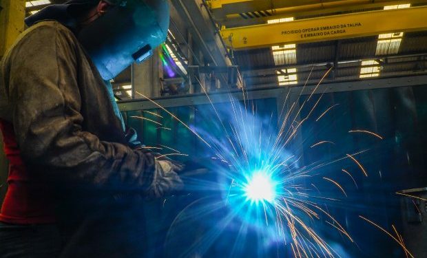 Reajuste de 10,5% do salário mínimo regional é lei em Santa Catarina