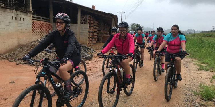 Canelinha realiza o II Mulher em Movimento