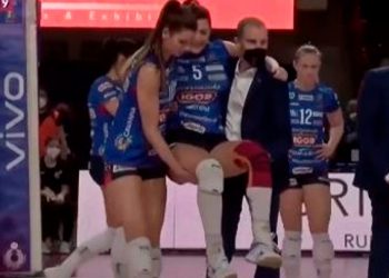 Rosamaria sofre lesão e ficará afastada por tempo indeterminado