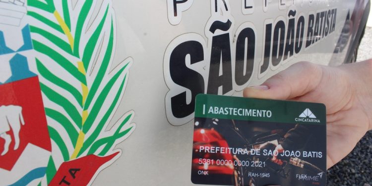 São João Batista adota sistema de cartão para abastecimento da frota municipal
