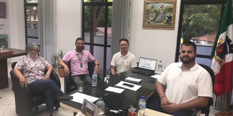 Secretaria de Cultura e Turismo de Nova Trento apresenta novo trajeto Caminho do Louvor