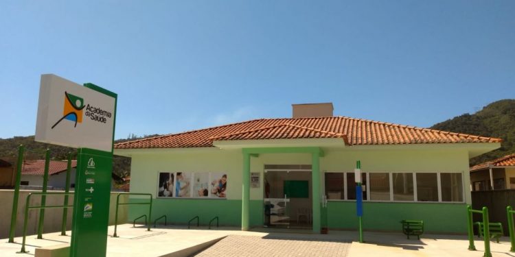 Academia de Saúde abre vagas para grupo de exercício físico para mulheres com obesidade