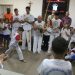 Grupo de capoeira se apresenta na Câmara de Vereadores, em São João Batista