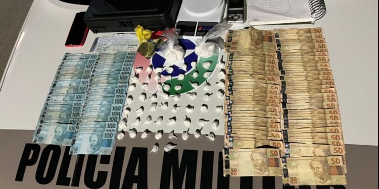 Traficante é preso com dólares e euros pela polícia de São João Batista