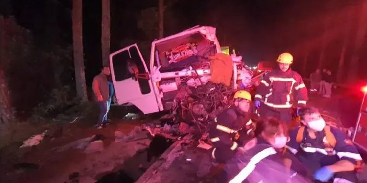 Menino de Canelinha de 8 anos morre em grave acidente