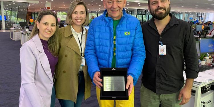 Havan recebe agradecimento por repasse de quase R$ 250 mil para Lar de Idosos de Tijucas