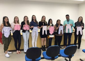 Terceira turma do curso de costura recebe certificado de conclusão em Nova Trento