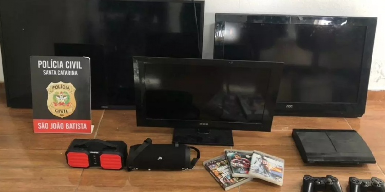 Polícia Civil busca proprietários de objetos furtados em São João Batista