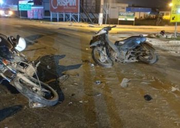Dois homens feridos em acidente com motos na SC-410