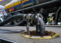 SC reduz ICMS da gasolina, álcool, eletricidade e comunicações