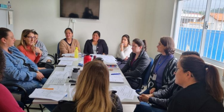 Assistência Social realiza estudos para adoção de novos fluxos de atendimento