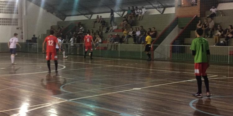 Secretaria de Esportes promove reunião sobre o Campeonato Municipal de Futsal Livre em Nova Trento