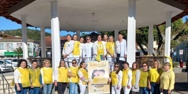 Mais de mil atendimentos são realizados no projeto Saúde na Praça em Nova Trento