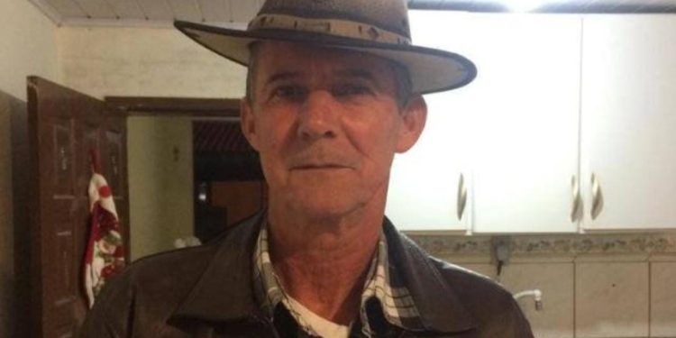 Sapateiro: Darço é sapateiro há quase meio século