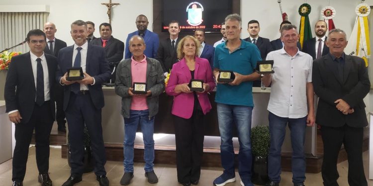 Sapateiros são homenageados em sessão solene realizada pelo Legislativo batistense