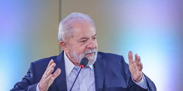 Lula é eleito para o terceiro mandato de presidente