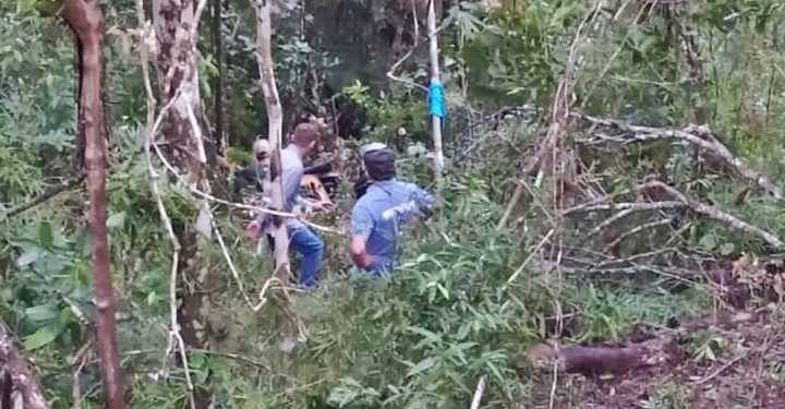 Acidente na Vargem Pequena deixa motorista ferido