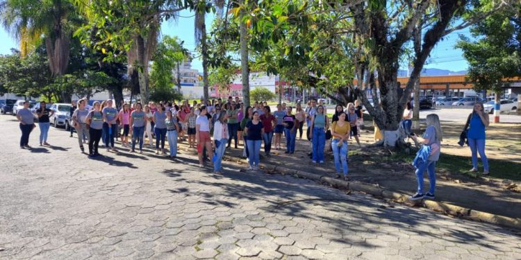Prefeitura entra com ação no TJ pelo fim da greve em São João Batista
