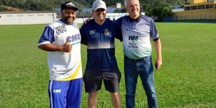 Secretaria de Esportes de Nova Trento participa da 2ª Canelinha Cup de Futebol