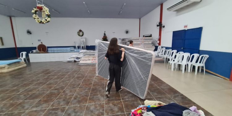 Defesa Civil de Santa Catarina entrega 19,6 mil kits de assistência humanitária