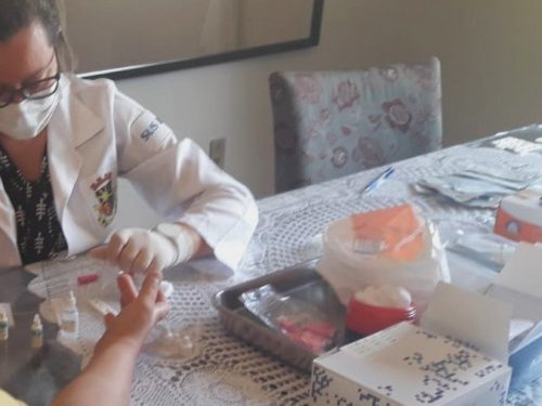 Secretaria de Saúde realiza 198 testes rápidos para HIV e ISTs em estabelecimentos de Nova Trento