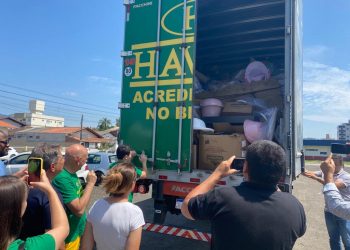 Havan doa colchões, travesseiros e edredons para São João Batista e Canelinha