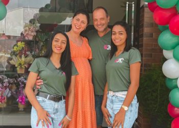 JC Flores inaugura nova unidade em Tijucas