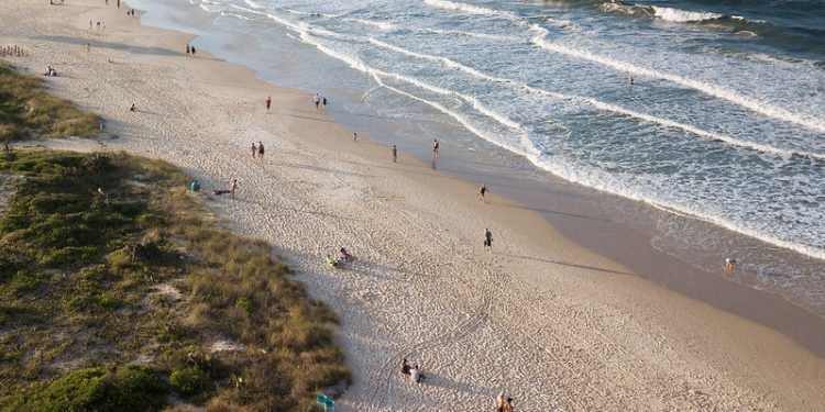 Relatório de balneabilidade do IMA aponta 68,35% de pontos próprios para banho no estado