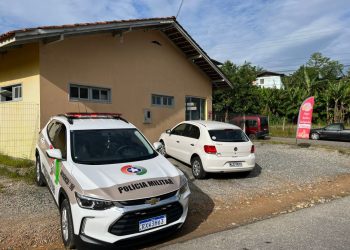 Homem tenta roubar padaria e é preso, em São João Batista