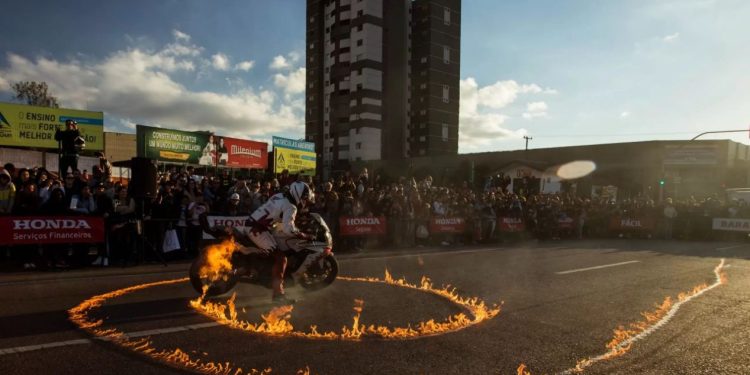 Mega Motos Honda traz show Força e Ação para Brusque