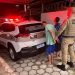 Irmão tentam resistir a prisão por tráfico de drogas, em São João Batista