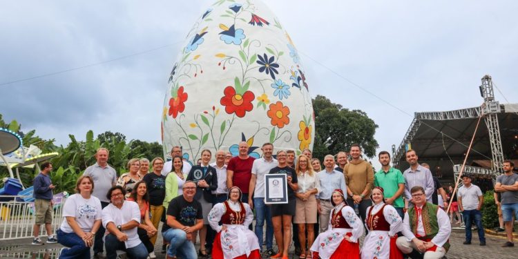 Santa Catarina tem o maior ovo decorado do mundo no Guinness World Records